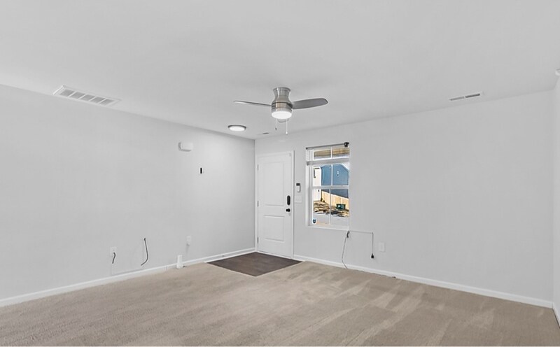 Building Photo - 28 York Ct