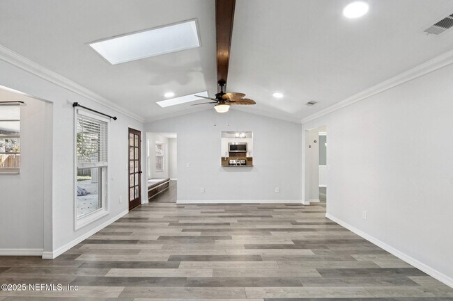 Building Photo - 1854 Lakotna Dr