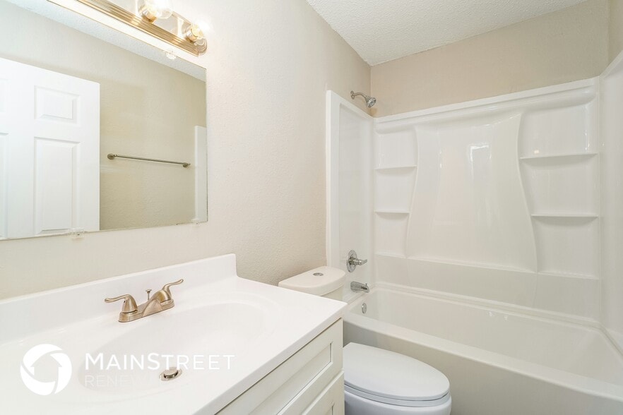 Building Photo - 7331 Glen Heights