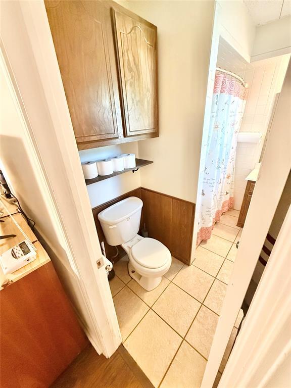 Building Photo - 1305 E Andy St