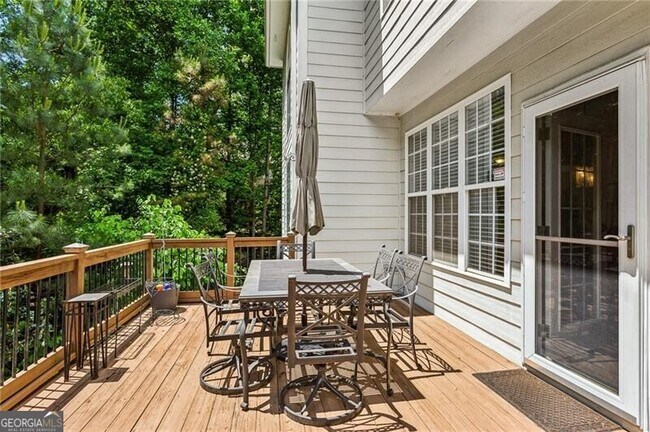 Building Photo - 1124 Promontory Dr