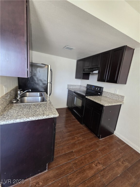 Building Photo - 2636 Lynnwood St