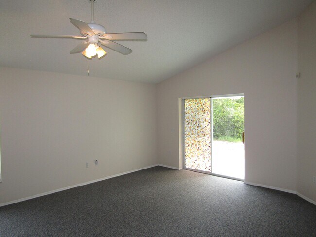 Building Photo - 4425 Carillon Ct
