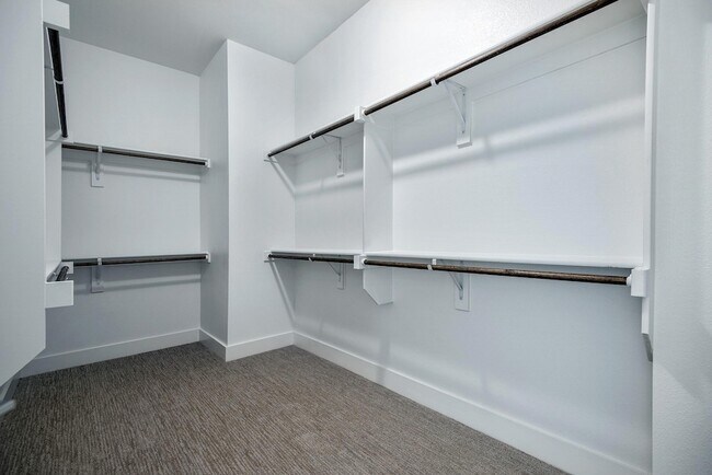 Building Photo - 770 N Plano Rd