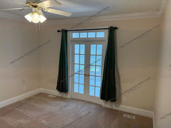 Building Photo - 3605 Baron Monck Pass