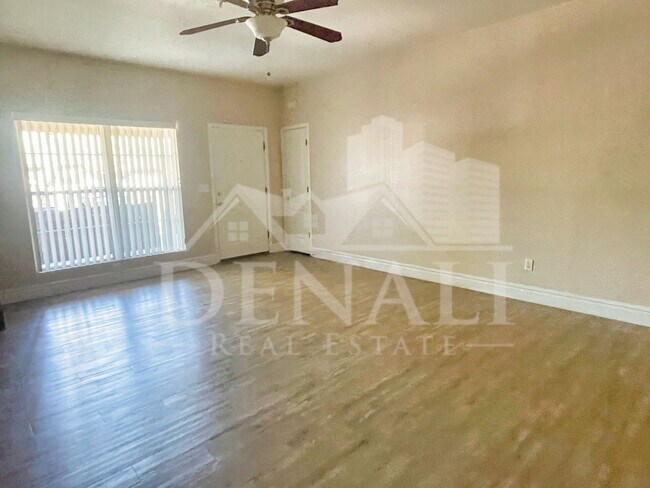 Building Photo - 500 N Gila Springs Blvd