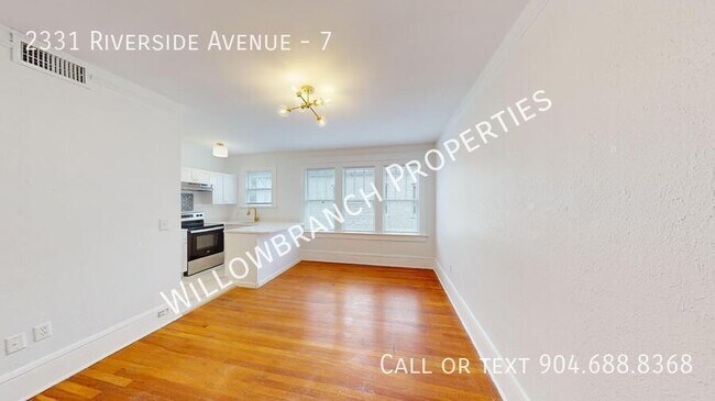 Building Photo - 2331 Riverside Ave