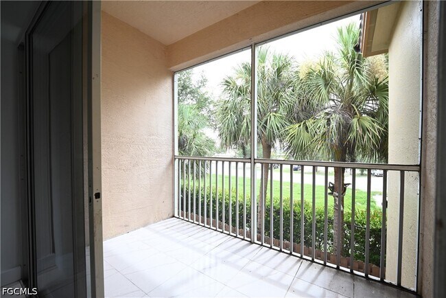 Building Photo - 15433 Bellamar Cir