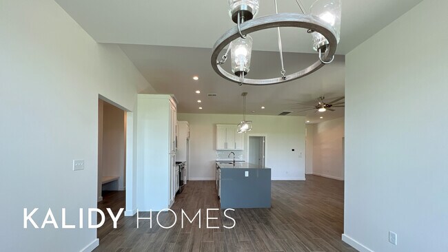 Building Photo - 20456 Antler Farms Dr