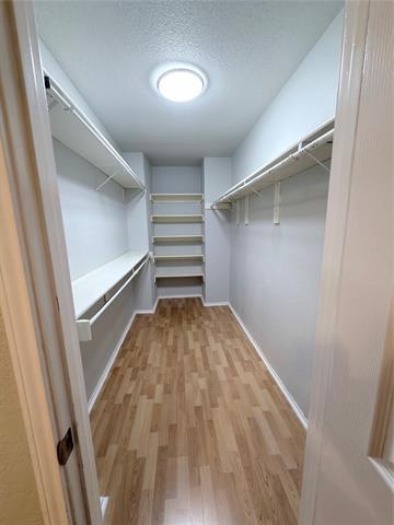 Building Photo - 807 Burr Oak Dr