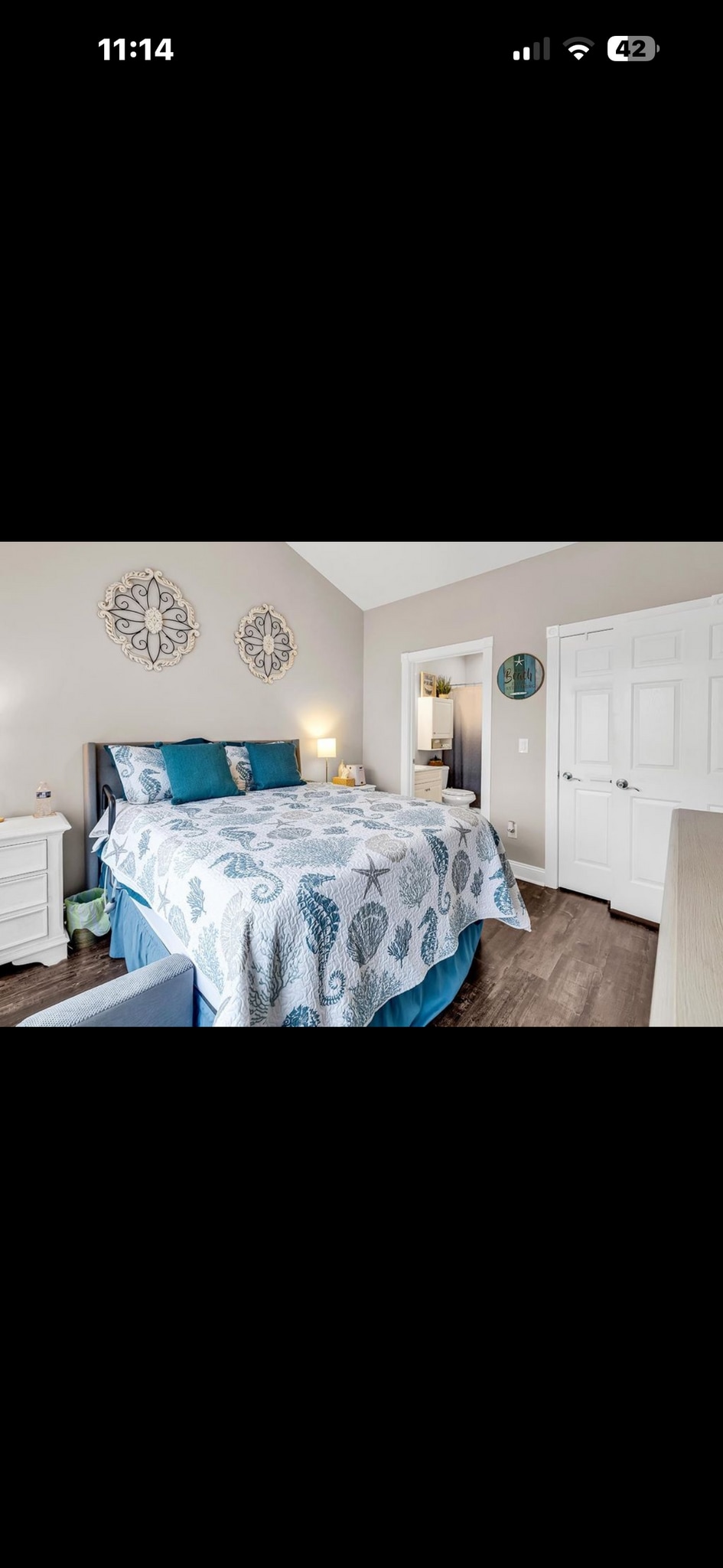 Master bedroom - 124 S Shore Blvd