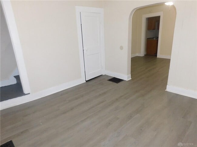 Building Photo - 368 Raffensperger Ave