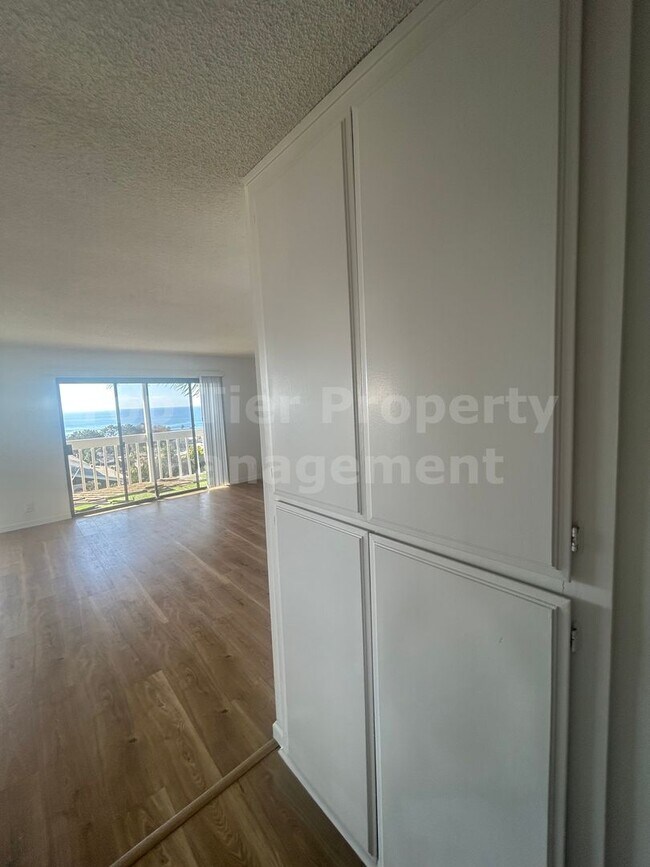 Building Photo - ***Ocean-View Bungalow in Beautiful Cardiff By the Sea - 2 bed/2 bath - Available NOW***