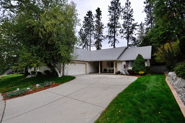 Building Photo - Best Hill Meadows Community- 3 bed 2 bath ...