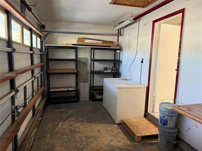 Building Photo - 10241 SW 132nd Ave