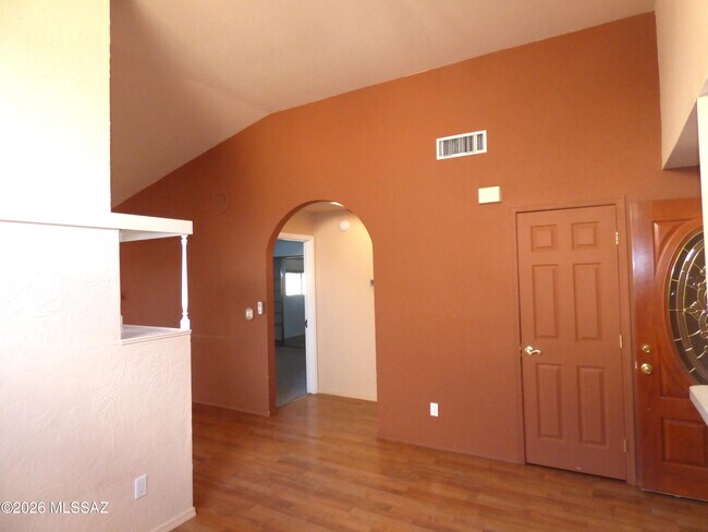 Building Photo - 9500 E Stonehaven Way
