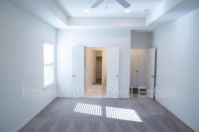 Building Photo - 2925 Gordon Ave