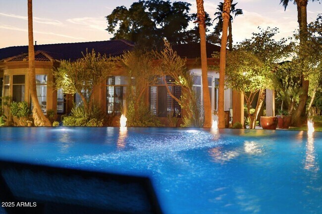 Building Photo - 3452 E Jaeger Cir