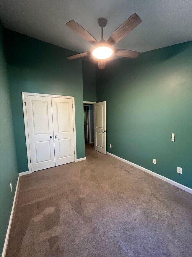 Building Photo - 7650 Knightbell Cir