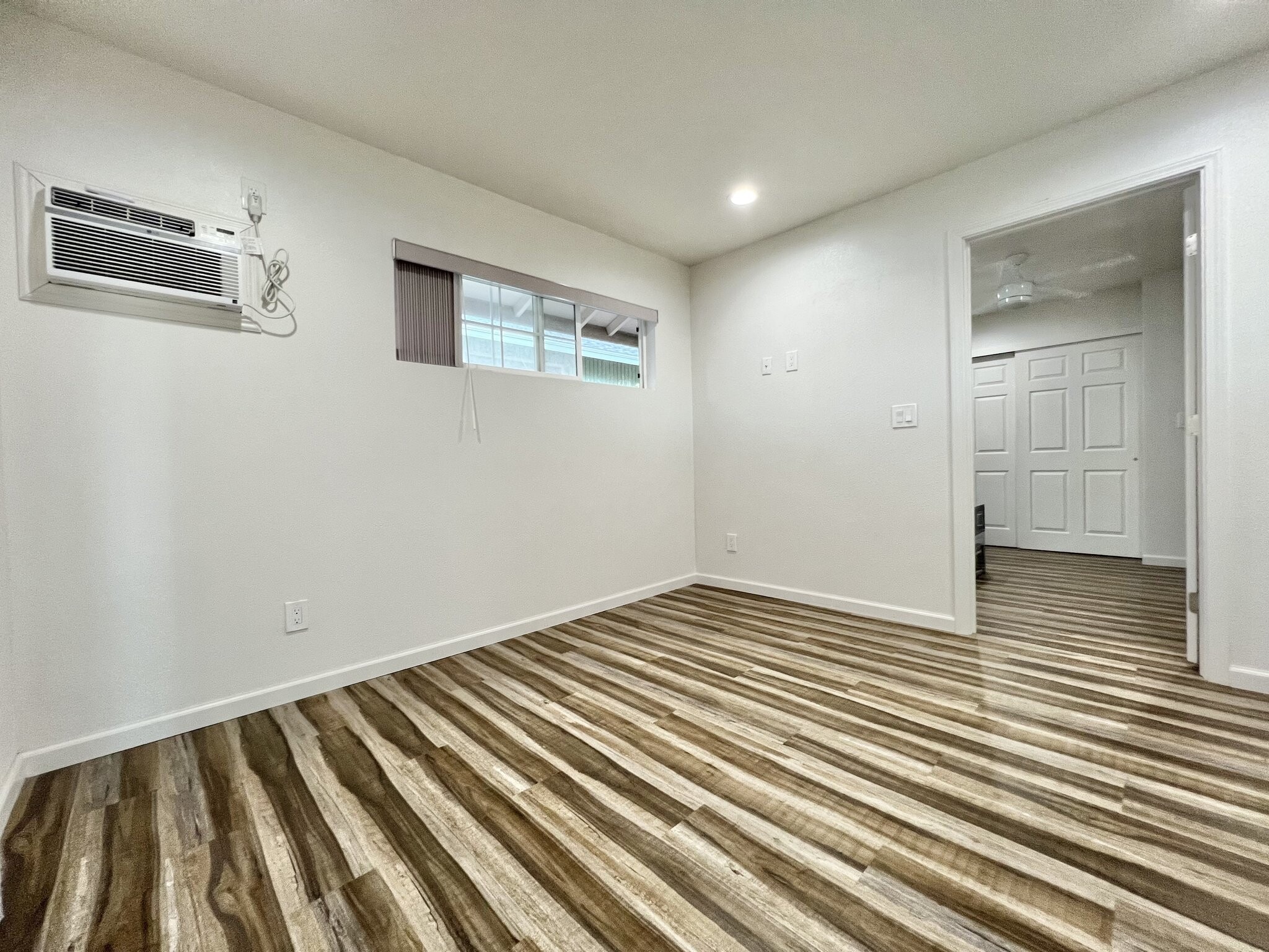 Building Photo - 1141 Makaala Dr
