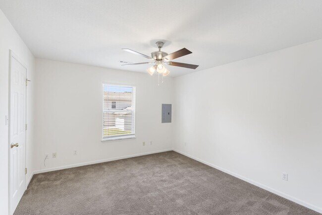 Building Photo - 5003 Betty Jean Way