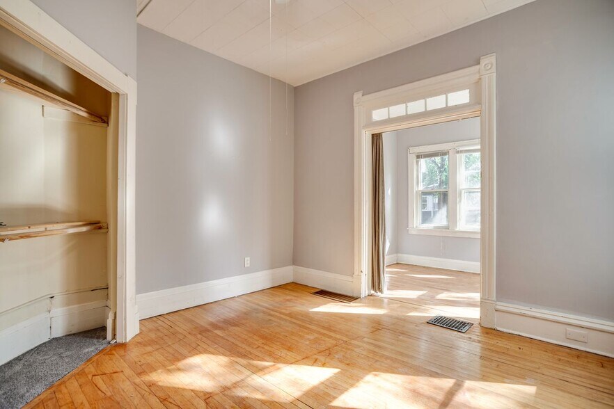 Building Photo - 3108 Colfax Ave S