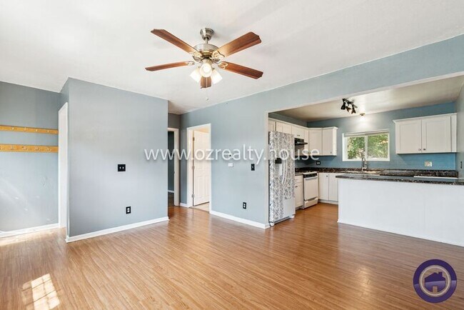 Building Photo - 1140 Joyce Ln