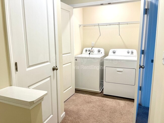 Building Photo - 11971 Fuller St