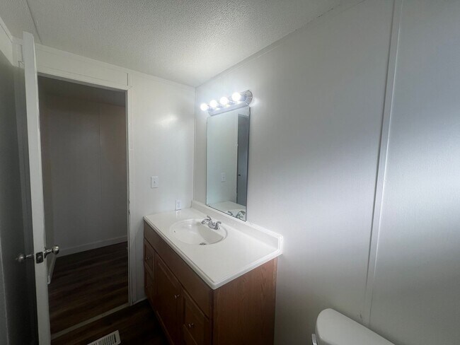 Building Photo - 3405 Cesar Chavez Dr