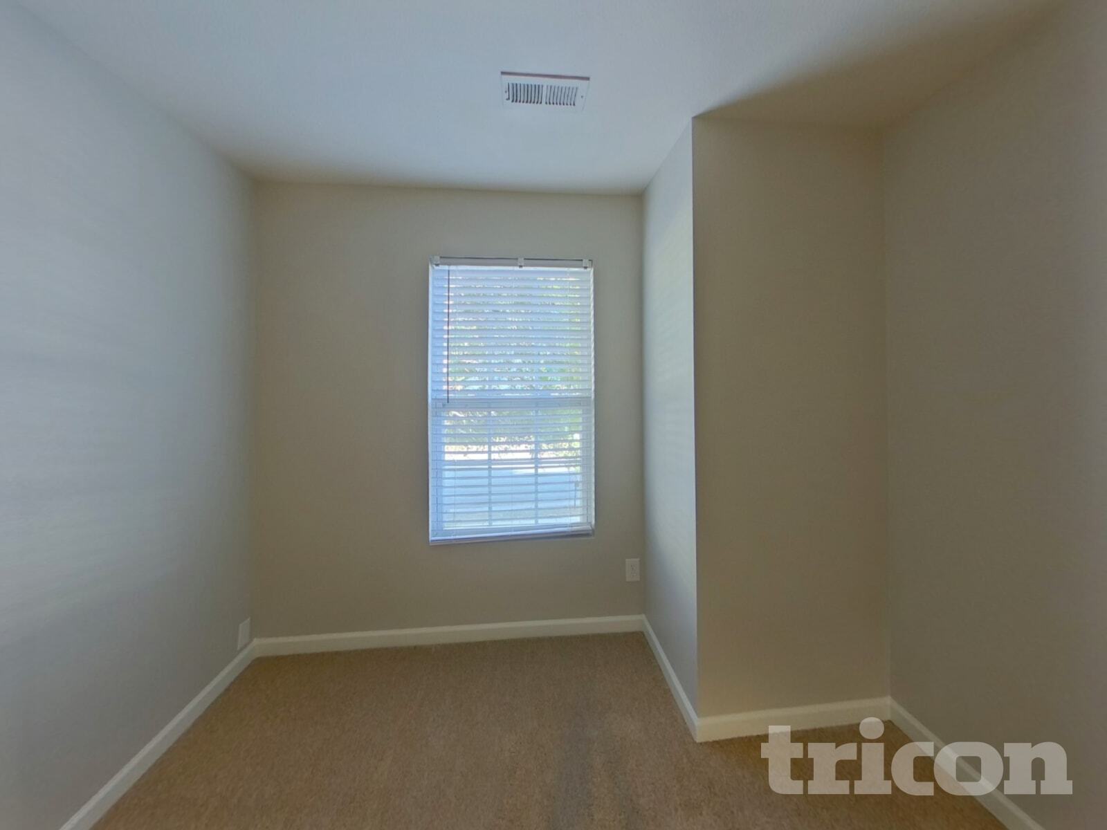 Building Photo - 1332 Waterlily Lane