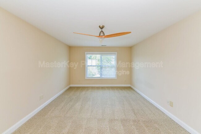 Building Photo - 906 Keaton Ridge Court