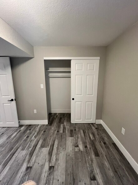 Building Photo - 1269 S Blackhawk Way