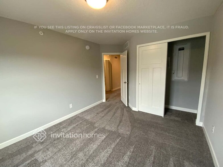 Building Photo - 10946 Zest St NE