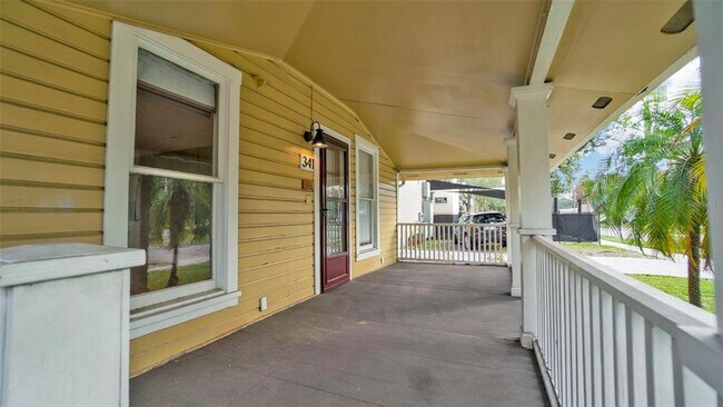 Building Photo - 341 Hillman Ave