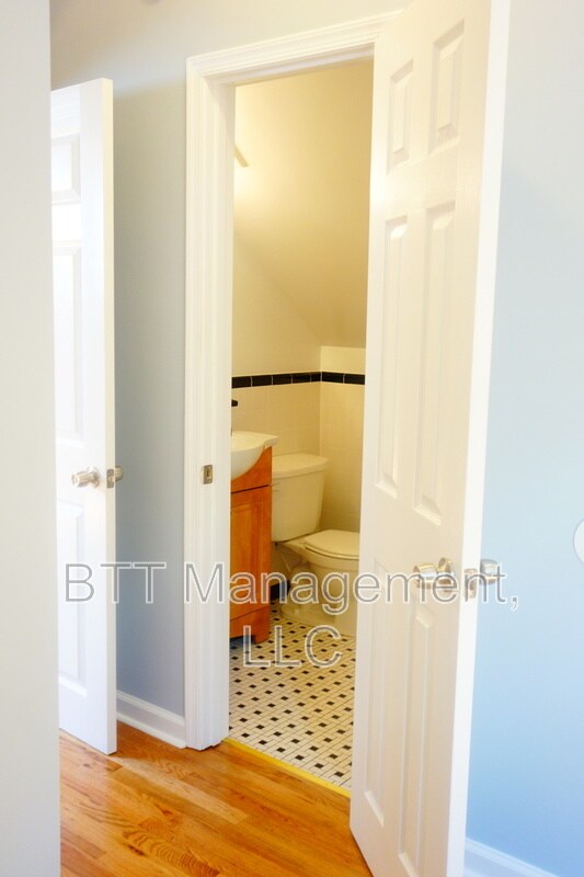Building Photo - 8401 Flower Ave