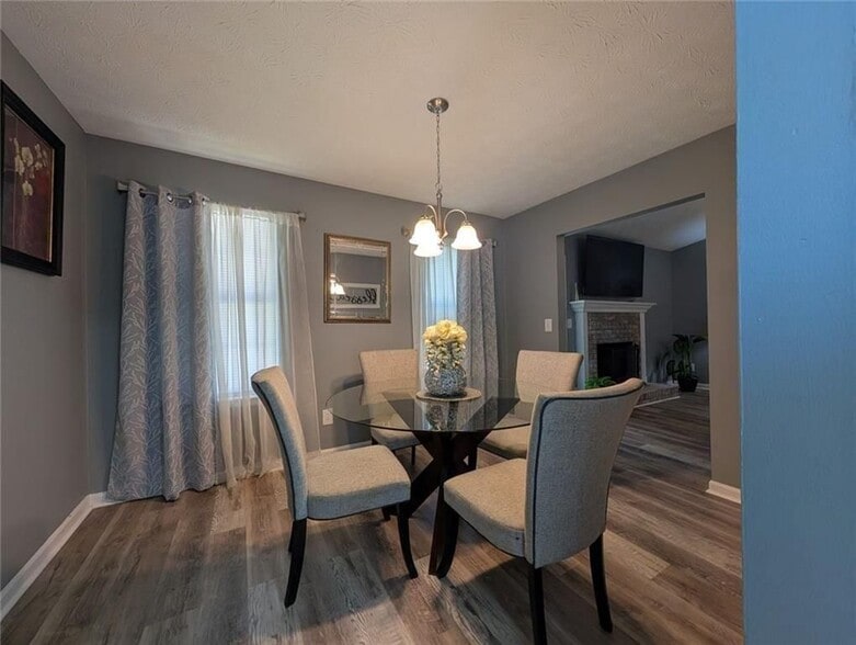 Building Photo - 2470 Corner Shoals Dr