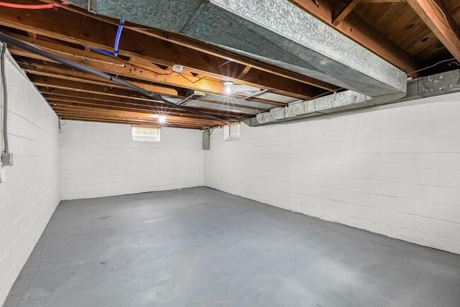 Building Photo - 24050 Blackstone St