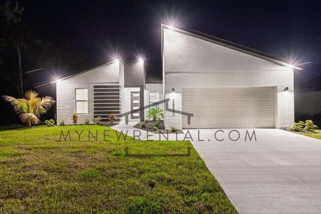 Building Photo - Deposit-Free! Modern, energy efficient hom...