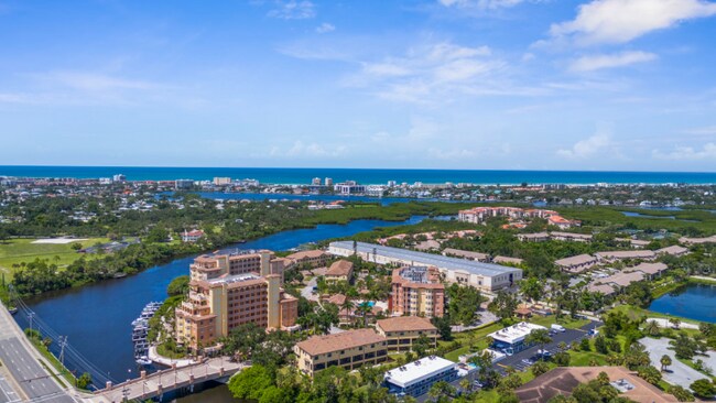 Building Photo - 1921 Monte Carlo Dr