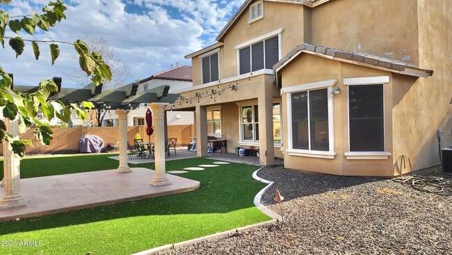 Building Photo - 3094 S Ashley Dr