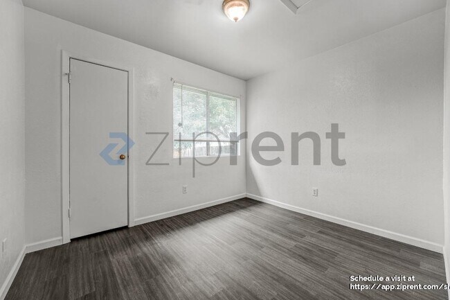 Building Photo - 4708 Carsonhill Dr