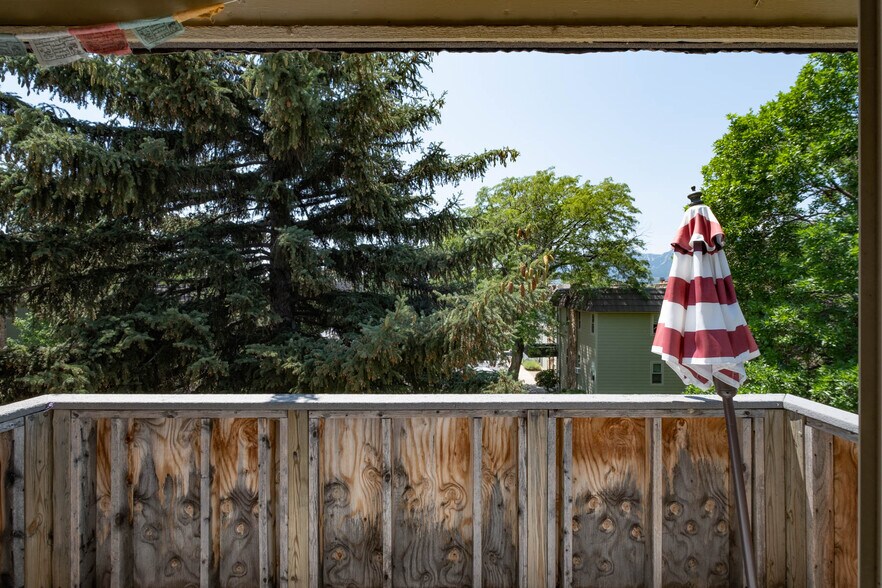 view on Balcony - 3365 Chisholm Trl