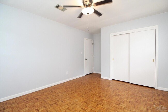 Building Photo - 1400 N D St