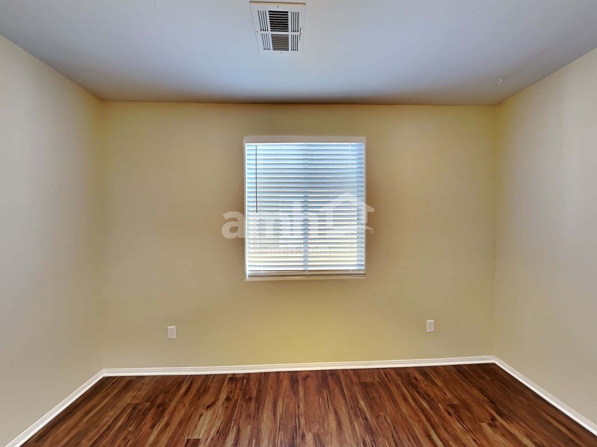 Building Photo - 7585 Engleberg Ave