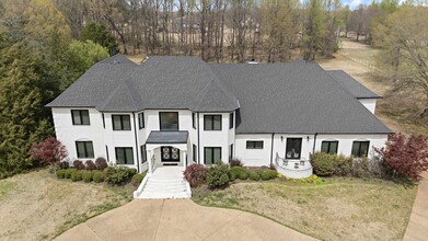 Building Photo - 9376 Forest Wind Cove