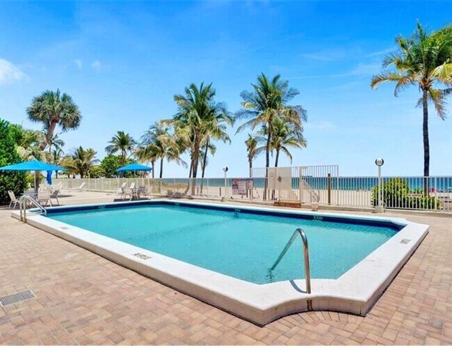 Building Photo - 1000 S Ocean Blvd