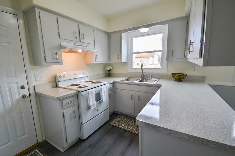 Kitchen - 1602 Blackhawk Trl