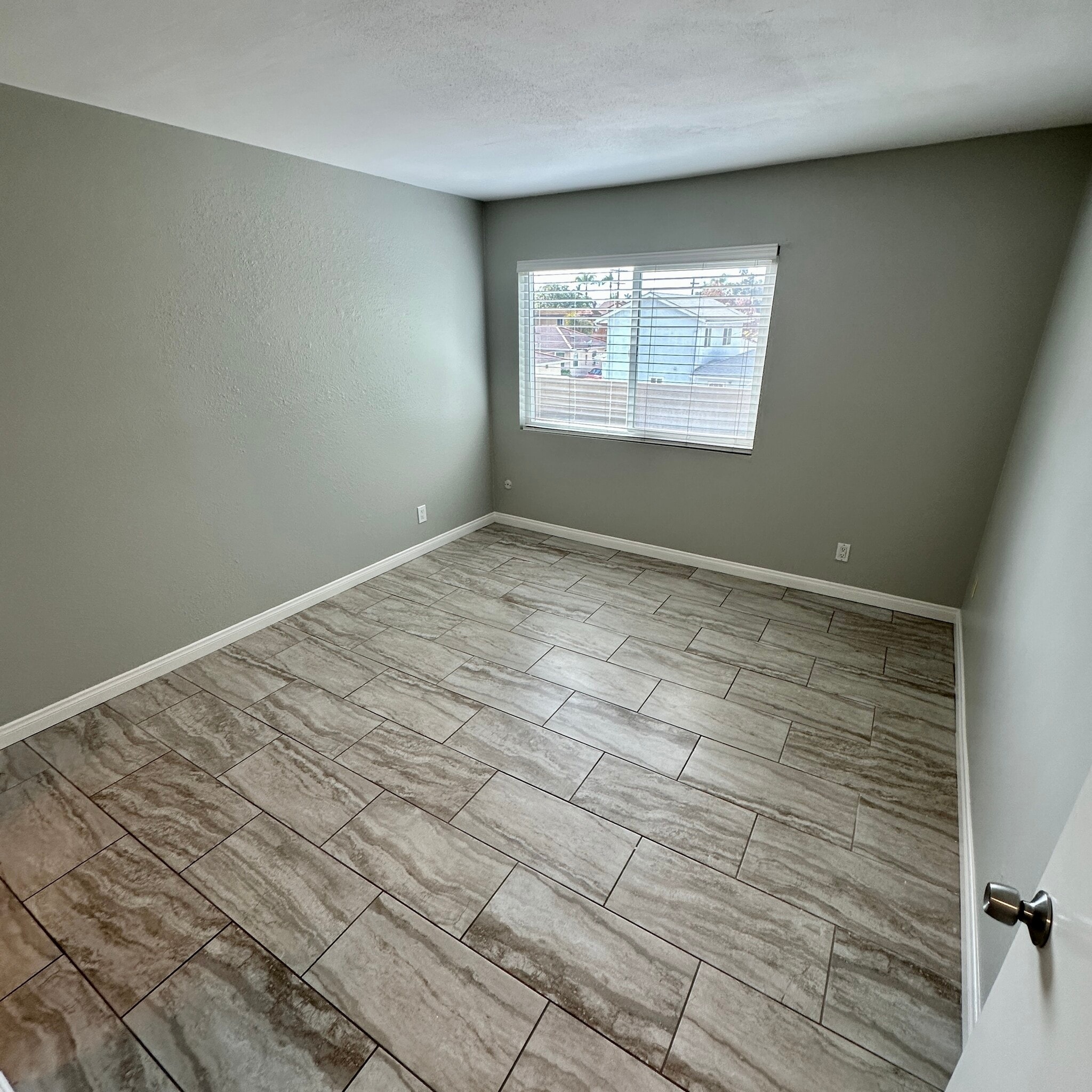 Building Photo - 178 Fourth Ave