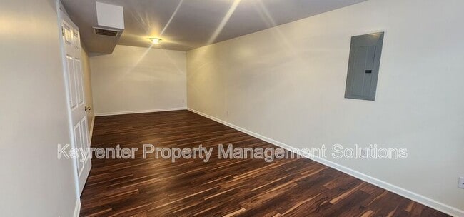 Building Photo - 1516 C St