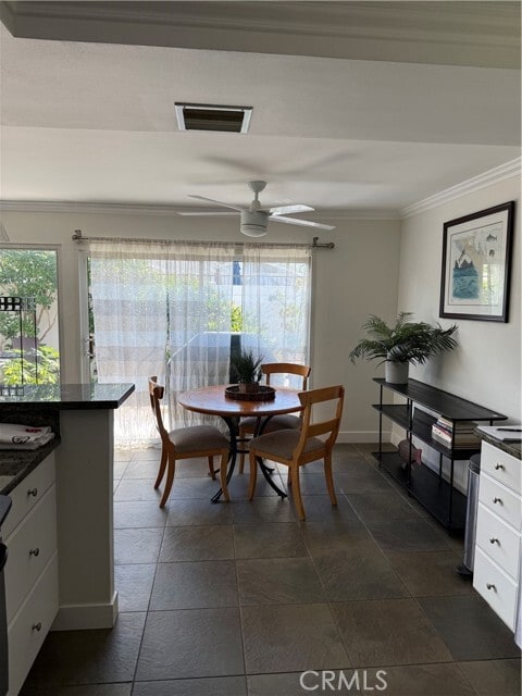 Building Photo - 2522 University Dr